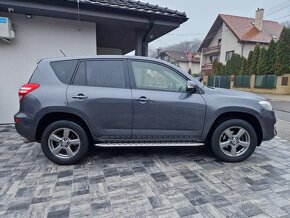 Toyota RAV4 2.0l benzin automat 4x4 - 2