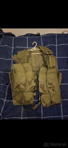 Predam takticku vestu AK47 Molle 12 vreciek - 2