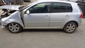 vw volkswagen golf 5 2,0tdi 103k rozpredám na náhradné diely - 2