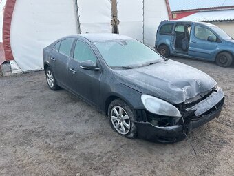 Volvo S60 1,6D 84KW D4162T r.2011 prodám díly - 2