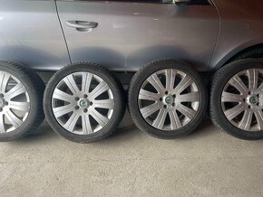 Elektrony Skoda Superb 5x112 R17 - 2