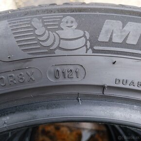 MICHELIN 205/55 R16 - 2