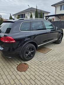 VW Touareg 3.0 TDI 4Motion DSG Mountain, Webasto, Xenón, ACC - 2