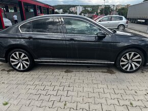 Volkswagen Passat B8 Rline 2.0 Tdi 110kw automat - 2