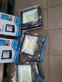 LED reflektory 100W - 2