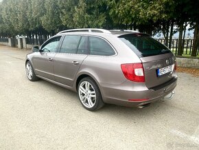 Superb II Combi 2.0Tdi DSG - 2