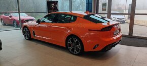 Kia Stinger 3.3 T- GDi GT 4WD A/T 8AT - 2