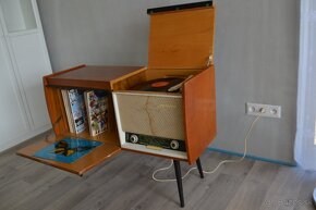 Rádio gramofón – retro - 2