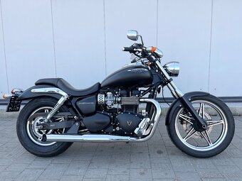 TRIUMPH SPEEDMASTER 900….2013….TOP STAV - 2