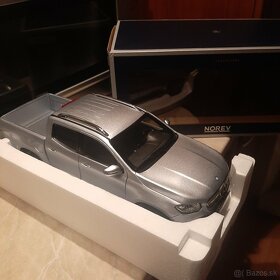 1:18 Mercedes  Benz x classe Norev. - 2