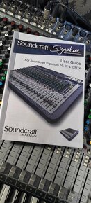 Soundcraft Signature 22 MTK - 2