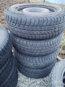 Zimné pneumatiky +disky 195/65 r15 - 2