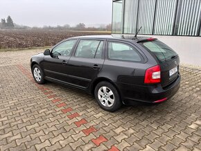 Škoda Octavia II Combi 1,6 TDi 77 kW - 2