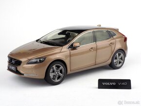 VOLVO V40 - 1:18 PAUDI - 2