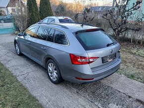 Škoda Superb 3 combi 2,0 TDi 110kw manuál - 2