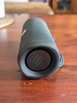 Prenosný reproduktor JBL Flip Essential 2 - 2