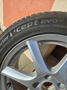 Zimná komplet sada 215/55 R17 - 2