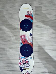 Detsky snowboard Burton s viazanim - 2