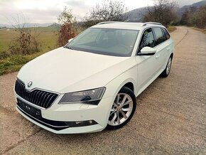 Škoda Superb III Combi 2.0 TDI XENON NAVI MODEL 2017 - 2