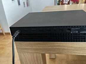 Xbox one X 1TB - 2