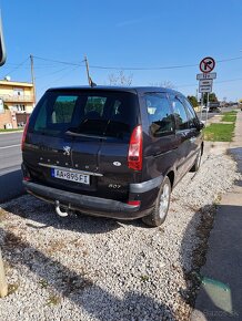 Peugeot 807 na ND - 2