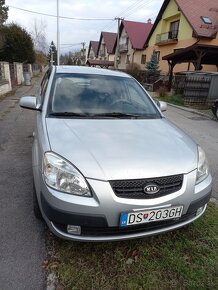 Na predaj auto Kia Rio- nové rozvody, brzdy, STK a EK, ťažné - 2