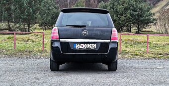 Opel Zafira B - 2