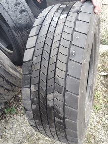 Pneumatiky 315/70R22,5 - 2