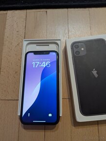 Apple iPhone 11 64GB - 2