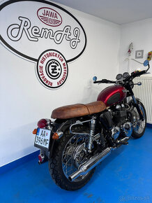 Triumph Bonneville T100 - 2