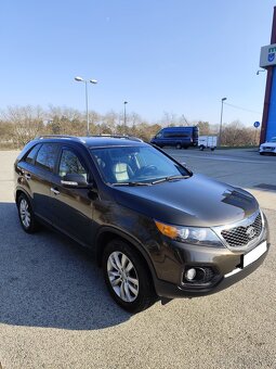 Kia Sorento 2.2 CRDi A/T 4x4 - 2