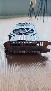 ASUS ENGTX560 Ti DCII TOP/2DI/1GD5 - 2