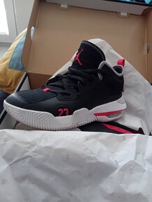 Jordan loyal 2 - 2