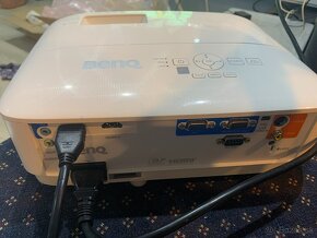 Projektor BENQ TH550 - 2