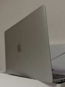 MacBook Pro 2018 - 2