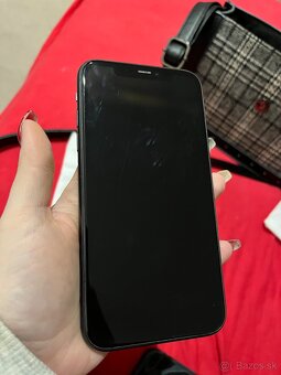 Iphone 11, 64GB Čierny - 2