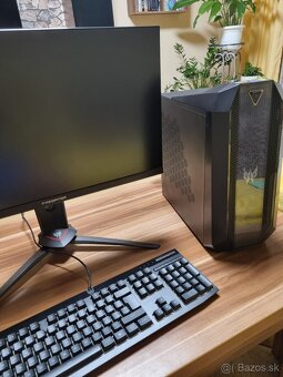 Herny PC-- ACER Predator Orion 3000 - 2