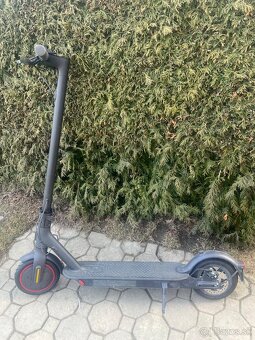 Xiaomi Mi Electric Scooter - 2