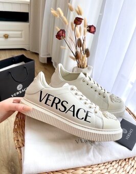 Dámske originál Versace tenisky - 2