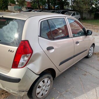 Rozpredam na diely Hyundai i10 1.1 G4HG 2009 - 2