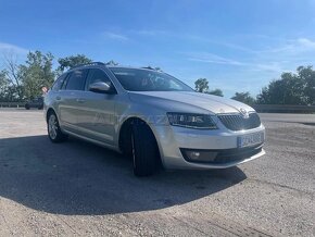 Škoda Octavia Combi 2.0 TDI Elegance/Style DSG - 2