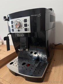 Delonghi magnifica S - 2