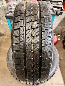 235/60 R17C 117/115S celoroční - obytné Crafter a Man TGE - 2