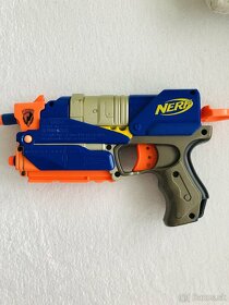 NERF pištoľ - 2