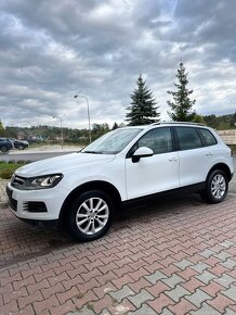 VW Touareg 3,0tdi - 2