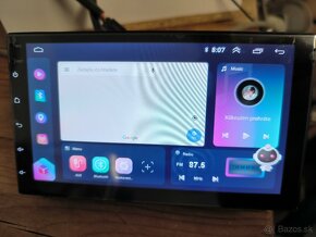 Univerzalne Android Autoradio 8/128 GB 8 Jadro 2.2 GHz - 2