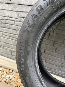 Goodyear 205/55 R17 91V Dot3324 - 2