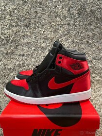 Jordan 1 Satin Bred 42,5 - 2