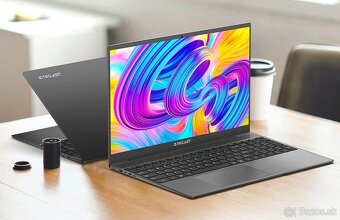 Predám hliníkový 15.6" notebook  FullHD IPS 8GB 256 GB SSD - 2