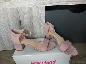 Nové ružové sandálky č. 38 - 2